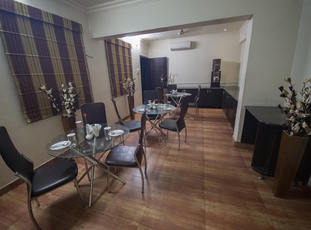 Anr Hotels Лакхнау Екстер'єр фото